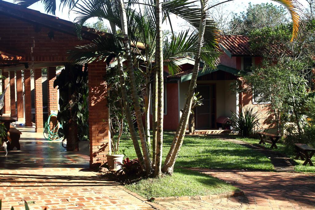Chacara Ando Bed And Breakfast アーグァス・デ・サンタ・バールバラ エクステリア 写真